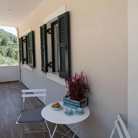 Διαμέρισμα Casa De Blue Καρυά